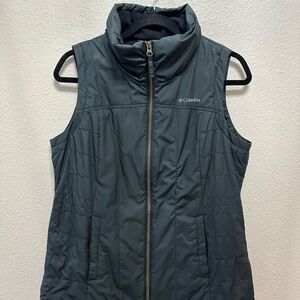 Columbia Women's Black Puffer Vest